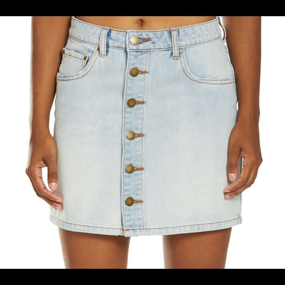 BILLABONG LIGHT WASH JEAN SKIRT